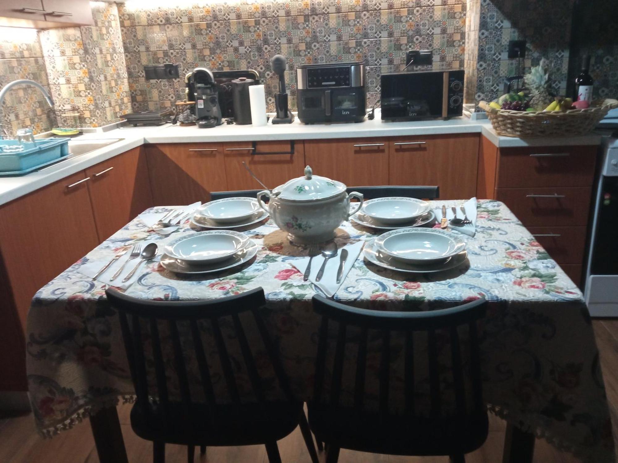 Giannis House 2